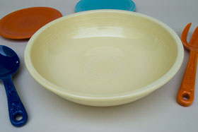 Vintage Fiesta 11 3/4 inch Fruit Bowl: Original Ivory Fiestaware For Sale Rare Gift Hard to Find 1930s 1940s
Vintage Fiesta 11 3/4 inch Fruit Bowl: Original Ivory Fiestaware For Sale Rare Gift Hard to Find 1930s 1940s