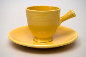 Vintage Fiesta Pottery After Dinner Stick Handled Cup & Saucer in Original Yellow
Vintage Fiesta Pottery After Dinner Stick Handled Cup & Saucer in Original Yellow