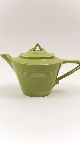 Harlequin Pottery Teapot in Original Chartreuse Glaze 50s ColorAmerican Tableware Homer Laughlin Harlequin Pottery Teapot in Original Chartreuse Glaze 50s ColorAmerican Tableware Homer Laughlin