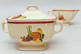Vintage Homer Laughlin Original Mexicana Decal Sugar & Creamer Set on Century Ivory For Sale Vintage Homer Laughlin Original Mexicana Decal Sugar & Creamer Set on Century Ivory For Sale