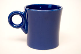 Vintage Fiestaware Cobalt Tom and Jerry Mug: Fiesta Dinnerware 30s 40s 50s 60s For Sale
Vintage Fiestaware Cobalt Tom and Jerry Mug: Fiesta Dinnerware 30s 40s 50s 60s For Sale
