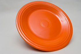 Radioactive Red Fiesta 10 inch Dinner Plate Fiestaware Pottery For Sale Radioactive Red Fiesta 10 inch Dinner Plate Fiestaware Pottery For Sale