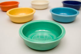 Red Vintage Fiestaware Green Berry Bowl For Sale Red Vintage Fiestaware Green Berry Bowl For Sale