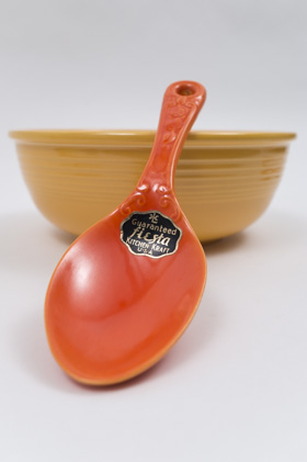 Kitchen Kraft Salad Spoon with original label in radioactive Red glaze: Hard to Find Go-Along Fiesta Pottery For Sale