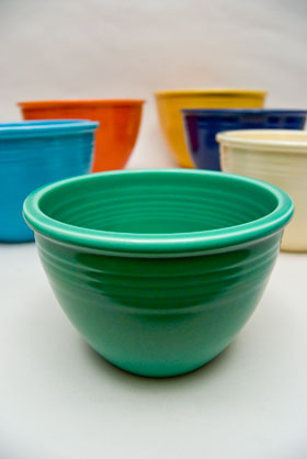 Vintage Fiesta Nesting Bowl Number Two in Green For Sale Vintage Fiesta Nesting Bowl Number Two in Green For Sale