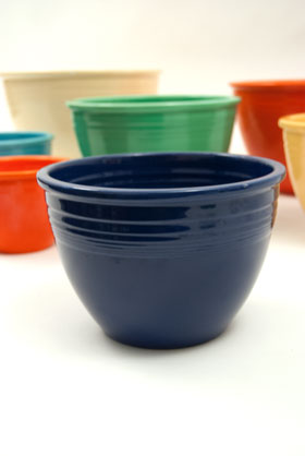 Vintage Fiesta Nesting Bowl Number Three in Cobalt For Sale Vintage Fiesta Nesting Bowl Number Three in Cobalt For Sale