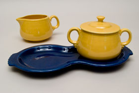 Fiesta Vintage Turquoise Figure 8 Tray: Fiestaware For Sale
Fiesta Vintage Turquoise Figure 8 Tray: Fiestaware For Sale