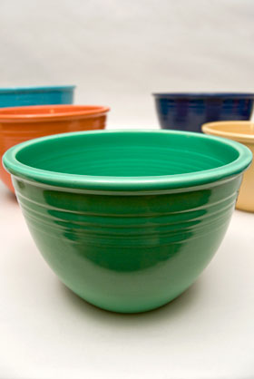 Vintage Fiesta Nesting Bowl Number Four in Green For Sale Vintage Fiesta Nesting Bowl Number Four in Green For Sale