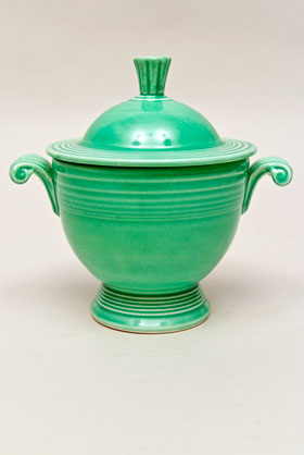 
Vintage Fiestaware Sugar Bowl in Original Original Green Glaze For Sale
      