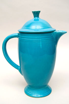 Fiesta Vintage Original Turquoise Coffee Pot: Fiestaware Pottery For Sale
Fiesta Vintage Original Turquoise Coffee Pot: Fiestaware Pottery For Sale