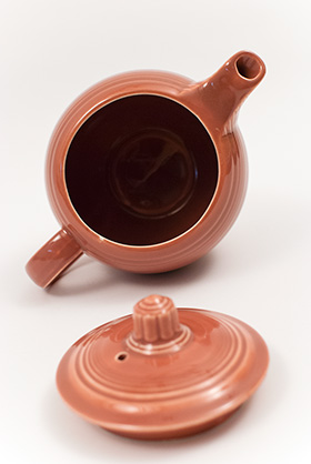 Vintage 50s Fiestaware Colors Rose Teapot For Sale: Vintage Fiestaware Teapot
