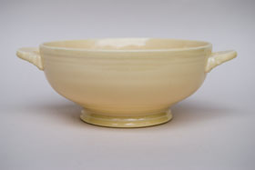 Vintage Fiestaware Ivory Cream Soup Bowl: Fiesta Dinnerware 30s 40s 50s 60s For Sale
Vintage Fiestaware Ivory Cream Soup Bowl: Fiesta Dinnerware 30s 40s 50s 60s For Sale