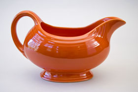Vintage Fiesta Sauce Boat in Original Radioactive Red Fiestaware
Vintage Fiesta Sauce Boat in Original Radioactive Red Fiestaware