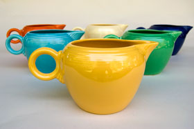 Vintage Fiestaware Yellow 2 Pint Jug For Sale: Antique Fiesta Pottery Americana Dinnerware Art Deco 30s 40s
Vintage Fiestaware Yellow 2 Pint Jug For Sale: Antique Fiesta Pottery Americana Dinnerware Art Deco 30s 40s