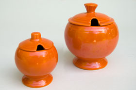 Vintage Fiestaware: Original Radioactive Red Fiesta Pottery Marmalade For Sale