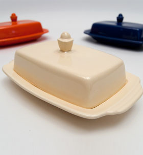 Vintage Harlequin Pottery For Sale: Fiestaware Vintage Green: Homer Laughlin: Rare Butter Dish
Vintage Harlequin Pottery For Sale: Fiestaware Vintage Green: Homer Laughlin: Rare Butter Dish