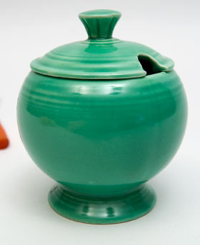Vintage FIestaware: Original Yellow Blue Fiesta Pottery Marmalade For Sale
Vintage FIestaware: Original Yellow Fiesta Pottery Marmalade For Sale