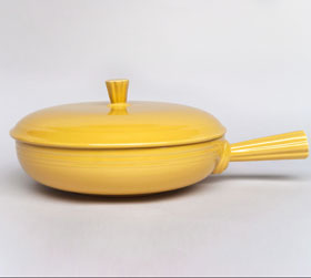 Vintage FIesta Covered French Casserole Promotional Fiestaware Pottery
Vintage Fiesta Covered French Casserole Promotional Fiestaware Pottery