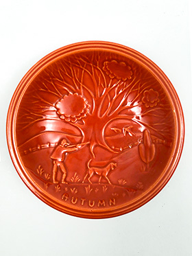 Homer Laughlin Worlds Fair Ivory Winter Scene Ashtray New York 1940 Homer Laughlin Worlds Fair Ivory Winter Scene Ashtray New York 1940