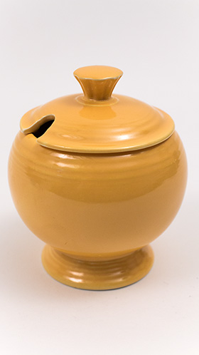Vintage FIestaware: Original Yellow Blue Fiesta Pottery Marmalade For Sale
Vintage FIestaware: Original Yellow Fiesta Pottery Marmalade For Sale